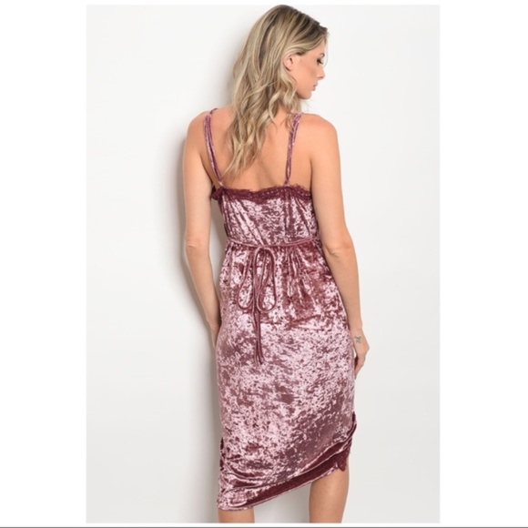 Pink Crushed Velvet Lace Midi Holiday Party Dress - Picture 3 of 4